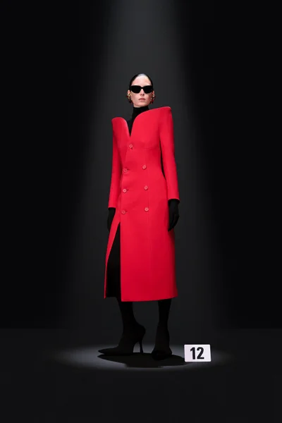 Look 12